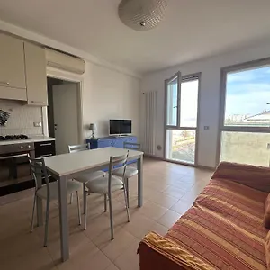  Appartamento Misano Vista Mare Balcone, Ac E Parcheggio - Il Lupo Affitta